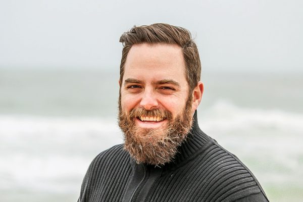 adult-beach-beard-736716.jpg